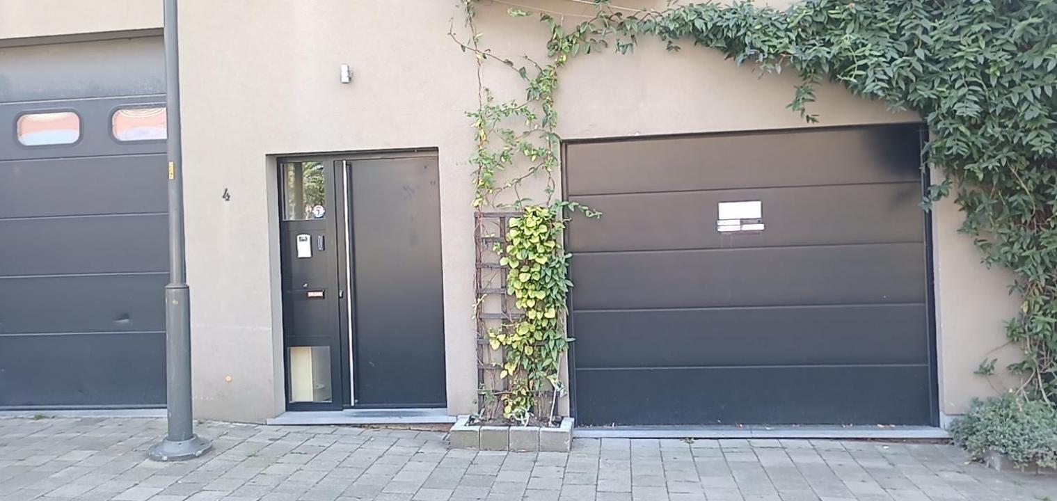 Lodgerivierenhof Antwerpen Eksteriør bilde